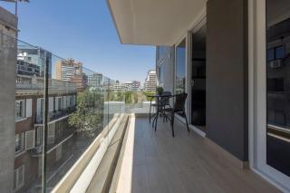 2B2B steps away from Costanera Center - Santiago - 6