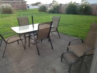 4 BR / 3 BA Centered in a Fisherman's Paradise - Lillian - 7