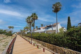 Townhouse w/ Swimming Pool and Underground Parking - Marbella - 3