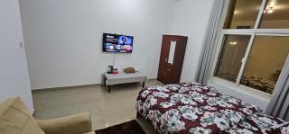 Cozy room with sharing washroom - Abu Dhabi - 2