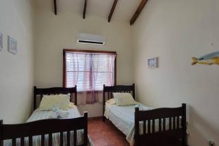 Villa Hermosa- 2 Bedroom Home - Caye Caulker - 1