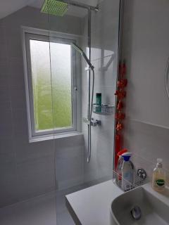 Double room with ensuite shower room in quiet, private house - Worthing - 7