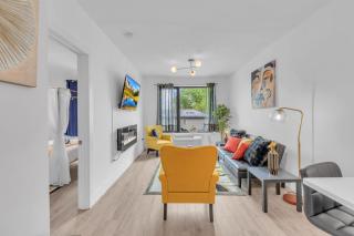 Royal Oasis Indoor Pool, FREE Parking, Near NYC - Elizabeth - 7