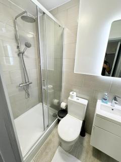 Flat 2 Stay in Ilford - Ilford - 1
