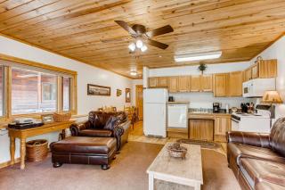 Bugle Pointe B12 by Estes Park Condos - 7