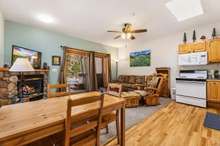 Bugle Pointe A02 by Estes Park Condos - 4