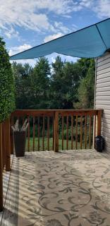 Stylish 3 Bdrm house- king bed, Netflix, parking - Kitchener - 4