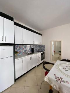 Alvi Apartment 1 - 4