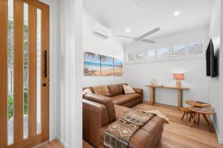 Beautiful Villa Sanctuary in Central Coolum - Coolum Beach - 0
