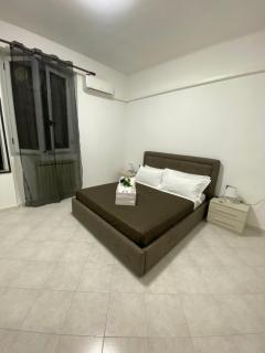 The Samantha Guest House - 3