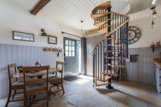 Luxury New Forest Barn, ideal for couples - Burley - 8