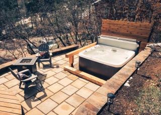 Luxury Mountain Cabin with Views, Hot Tub, Fireplace - 2