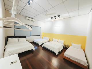 7 Home4Stay Peaceful GurneyTerrace 4BR15pax Shops & Eateries - George Town - 5