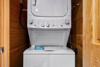 5 ensuite bedrooms, Hot tub, Dog friendly - 1