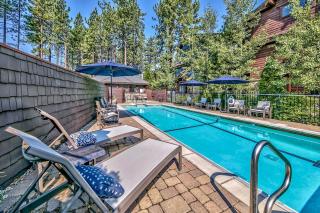 The PEAK Tallac 15 - The Ultimate in Lakefront Luxury - 7