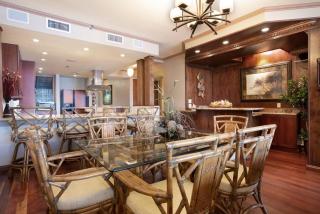 Oceanfront corner unit w/ ac! sk215- Sullivan - Kahana - 7