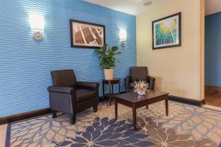 Holiday Inn Express and Suites Meriden by IHG - Meriden - 4