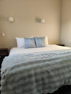 Southpacific Motel - 6