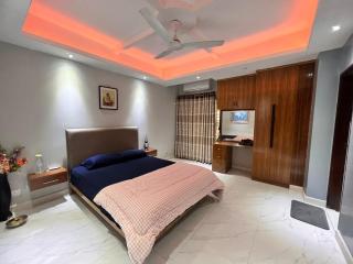 Luxury Westernstyle OpenConcept - Dhaka - 6