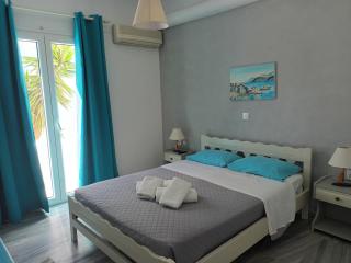 Athina's blue studios - Naousa - 3