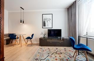 Rynek Jeżycki Apartment by BookingHost - 2