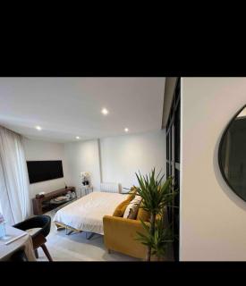 Deux. Pièces face à la scène. - Neuilly-sur-Seine - 8