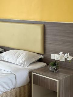 Teamwork Melaka - Entire Studio 3A in Ayer Keroh - 4