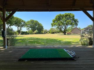 Stay at 'The Elms' in tranquil Church Norton, Selsey - Ground floor bedroom, own private bathroom, quiet beach, 2 acre garden by the sea, on edge of wildlife nature reserve - Selsey - 5