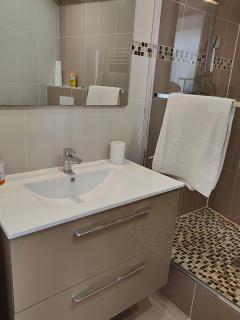 Petit Marais Niçois - Appartement 2P en étage élevé - Nizza - 1
