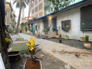 Studio - 27, One Bedroom Apt- Bandra west - 8