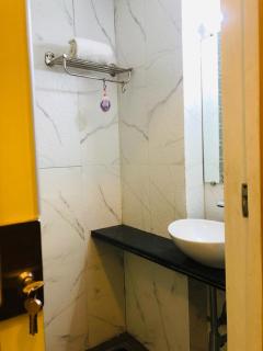 Glitz Hotels 7even Hills- Nr International Airport Mumbai T2 - Mumbai - 1