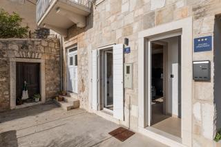 Tiny Secret House - Komiža - 8