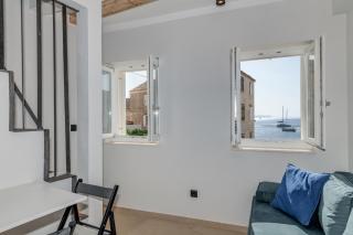 Tiny Secret House - Komiža - 1