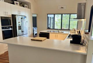 Our Beach House Kingfisherbay - Fraser Island - 3