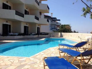 Sea View Apartment in a Great Location!! - 5