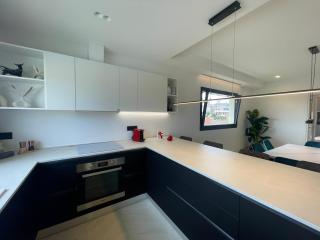 Luxurious High-End 2BR Penthouse+ Terrace+ Great view+ Parking - Historical Centre - Olbia - 6