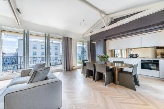 Haussman Palace Appartment - Paris - 7