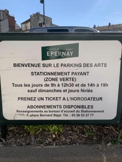 LE CHAMPENOIS, Avenue de Champagne - Épernay - 9