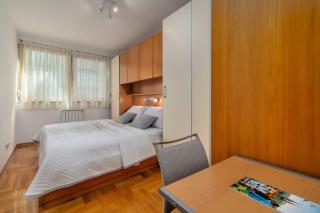 Cityscape Comfort Apartment With Garage - Happy Rentals - 1