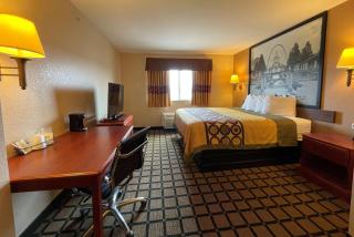 Super 8 by Wyndham Rolla - Rolla - 5