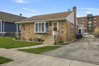 Charming Retreat in the Heart of Des Plaines residence - Des Plaines - 5