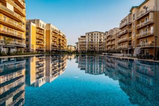 Double Studio B005 StayInn by Cosmopolis Garden and Pool - Creţuleasca - 1