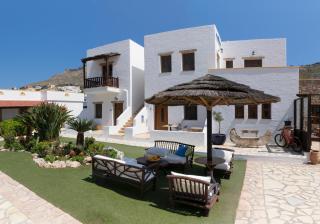 Panteli Beach Hotel - 1