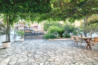 Sun Guest House - Budva - 2