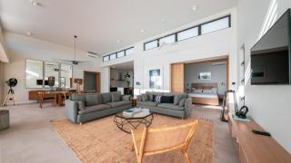 Beach front penthouse in Pereybere - Grand-Baie - 2