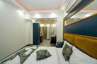 Sweet Home - Istanbul - 1