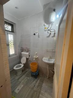 Devotee Apartment Behind Iskcon. - 6