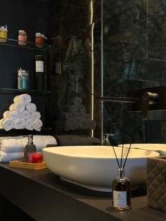 Luxurious in Abdoun Tower at 11th Floor - Amman - 7