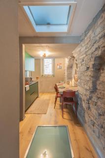 Urio's Castle Suites by Rent All Como - Carate Urio - 2