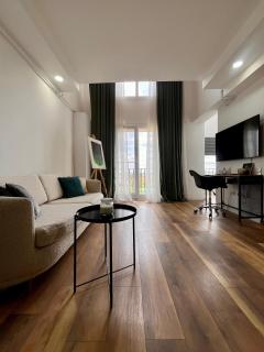 Cozy and Luminous Loft Apartment! - Ştefăneştii de Jos - 0